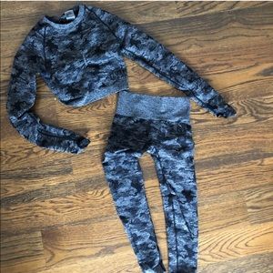 ❌❌SOLD❌❌ Gymshark Camo Set